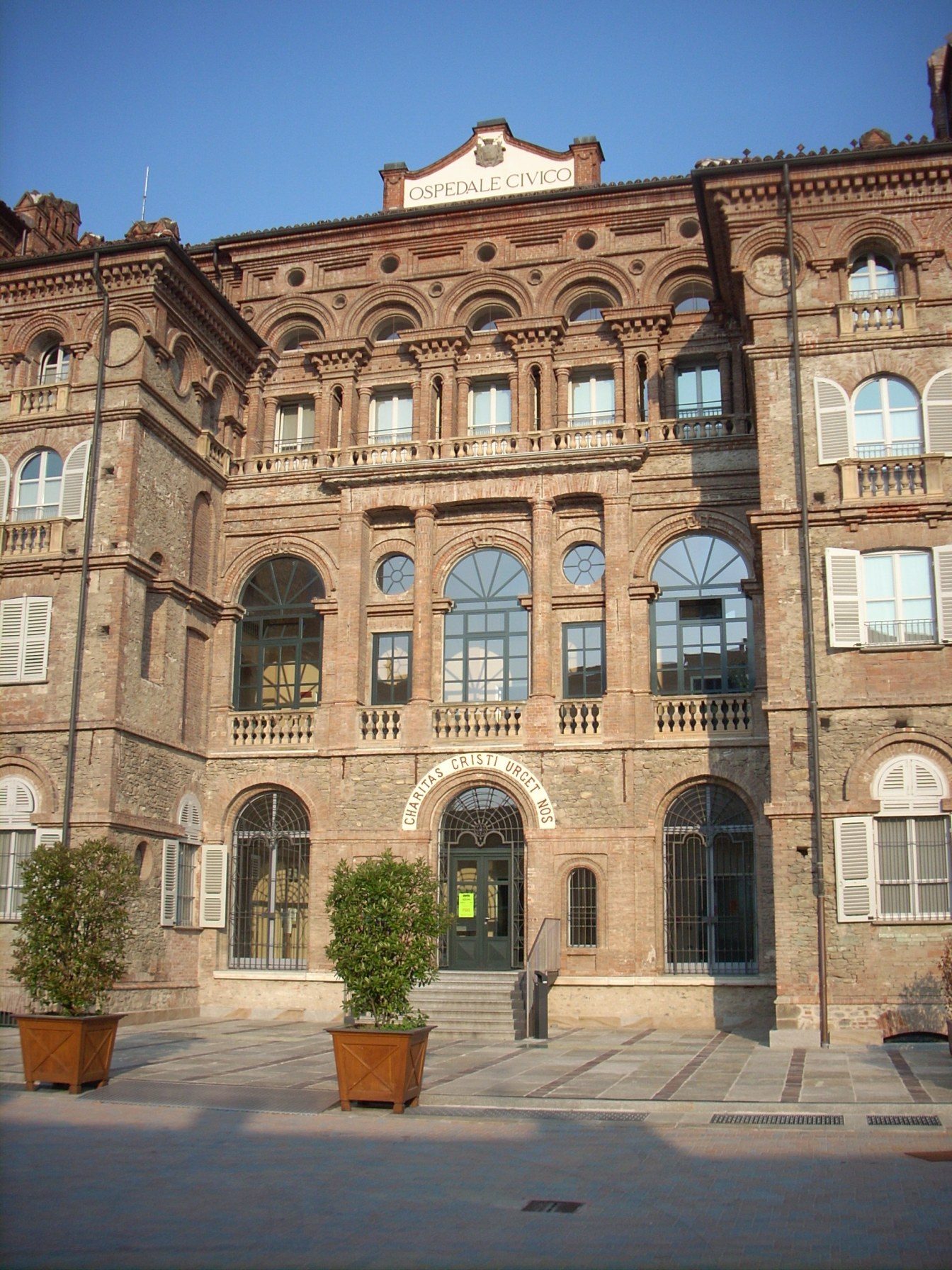 Ospedale Civico, Dogliani, Italy - 04.JPG